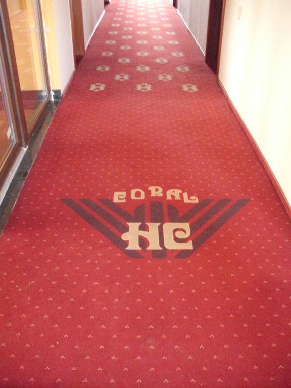 Hotel Coral ซาตูมาเร ภายนอก รูปภาพ